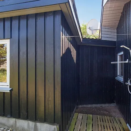 4 Star In Struer Remmer Strand